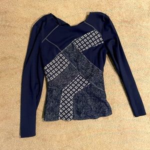 BCBG ruffled bottom long sleeve top